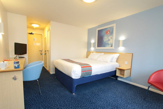 Travelodge Yeovil Podimore Ilchester Room photo